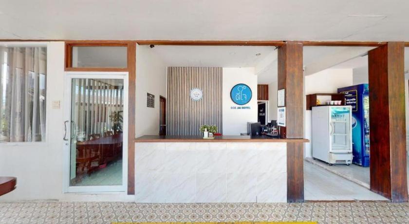Deejai Hotel Si Racha Exterior photo